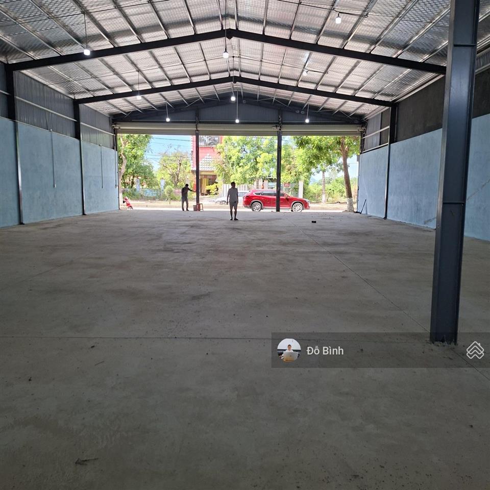 Cho thuê mặt bằng  kho  đường trần phú  ngay trạm thu phí  đà nẵng