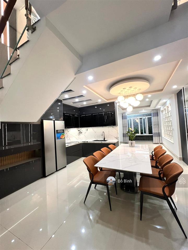 Cho thuê nhà 3 tầng mới xây  luxury  đường phạm đình hổ  4 phòng  4 wc