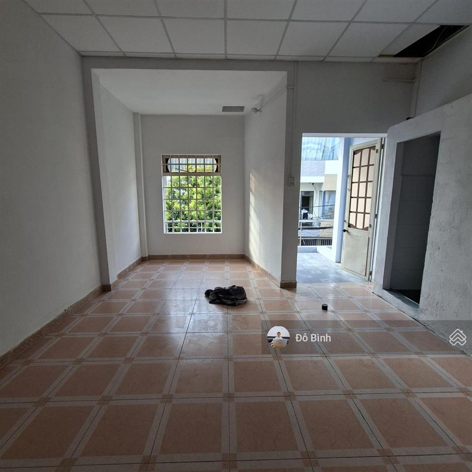 Cho thuê nhà 3 tầng hà huy giáp  3 phòng  3 wc
