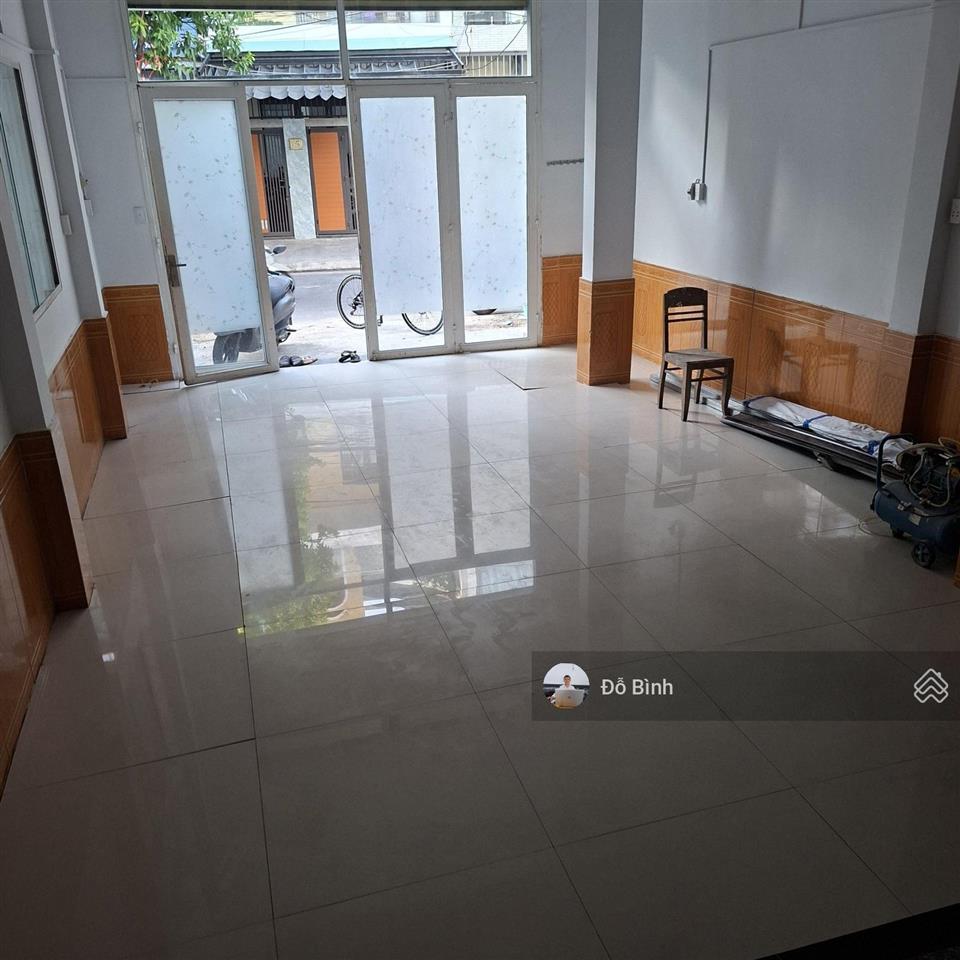 Cho thuê nhà 3 tầng hà huy giáp  3 phòng  3 wc