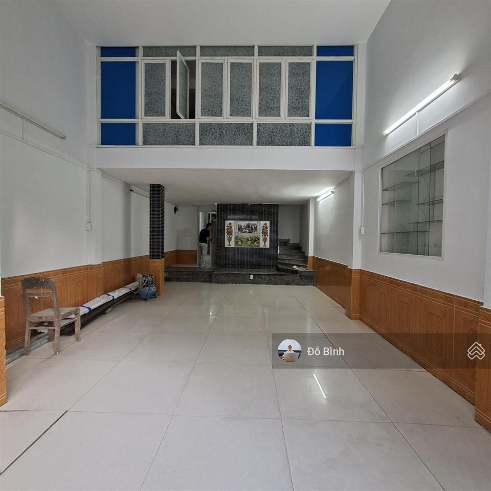 Cho thuê nhà 3 tầng hà huy giáp  3 phòng  3 wc