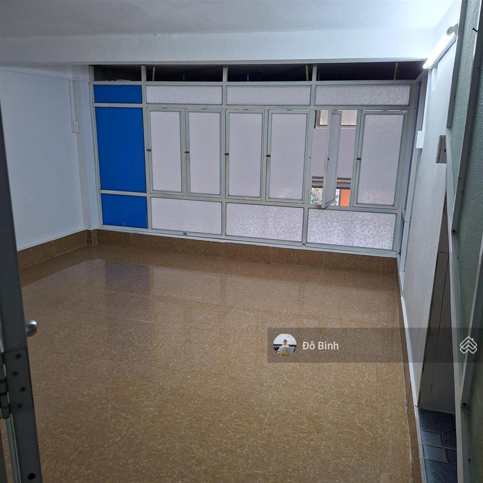 Cho thuê nhà 3 tầng hà huy giáp  3 phòng  3 wc