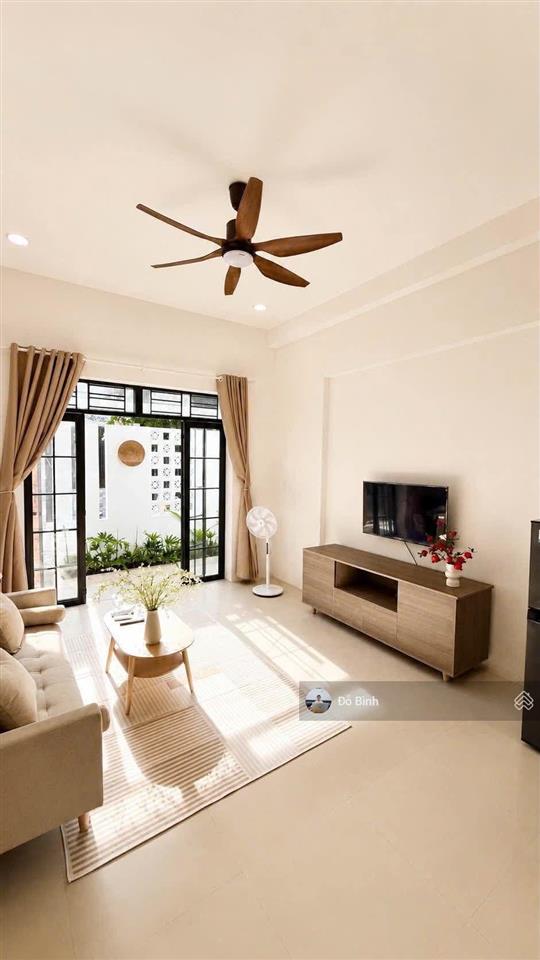 Cho thuê nhà 2 tầng đẹp  đường nguyễn văn thoại  sát biển  đủ nội thất