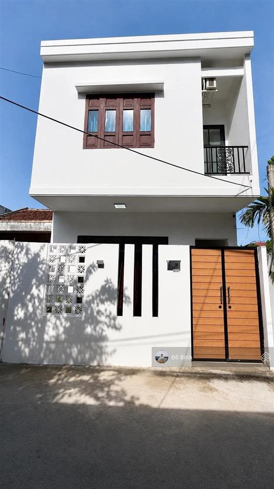 Cho thuê nhà 2 tầng đẹp  đường nguyễn văn thoại  sát biển  đủ nội thất