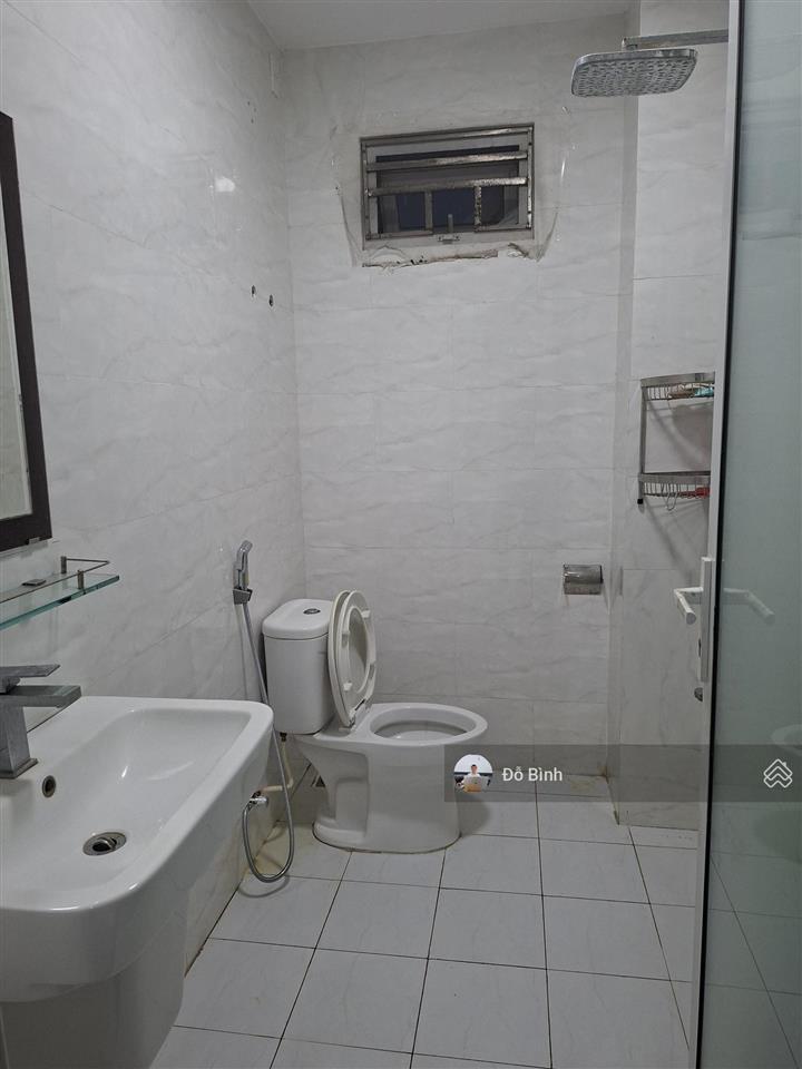 Cho thuê nhà 3 tầng đường đoàn khuê  4 phòng  3wc  đủ nội thất