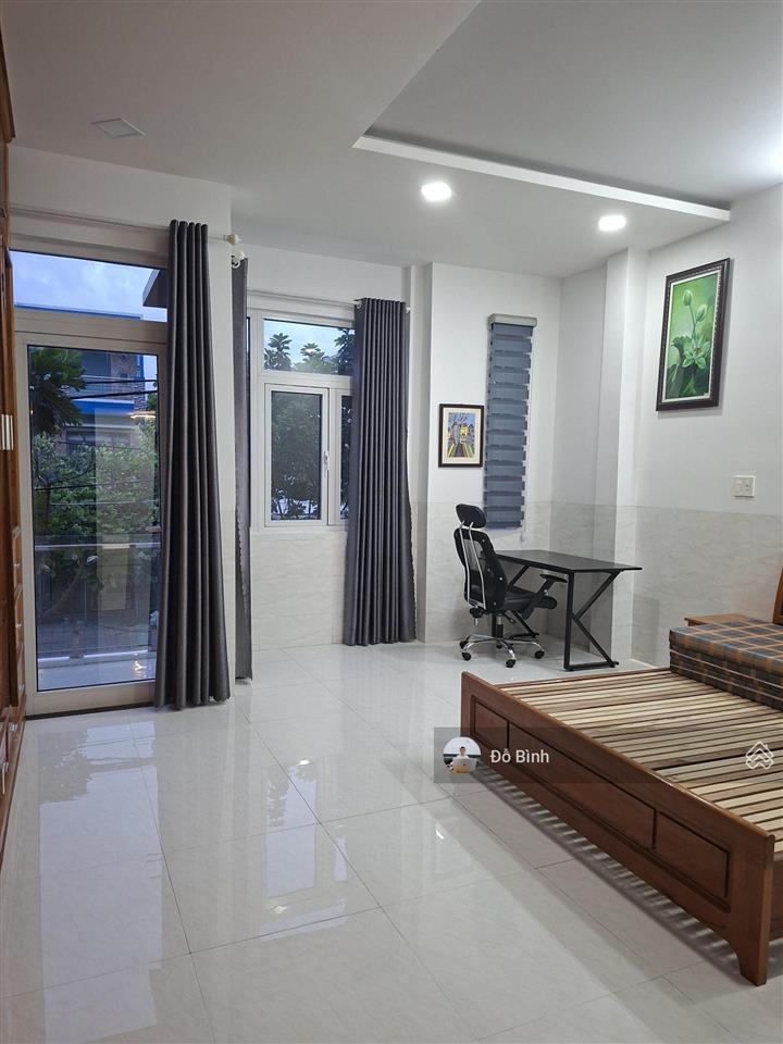 Cho thuê nhà 3 tầng đường đoàn khuê  4 phòng  3wc  đủ nội thất