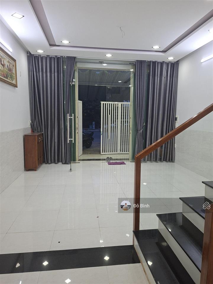 Cho thuê nhà 3 tầng đường đoàn khuê  4 phòng  3wc  đủ nội thất