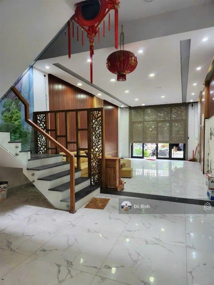Cho thuê nhà 3 tầng đường chu lai  4 phòng ngủ  4wc  đủ nội thất