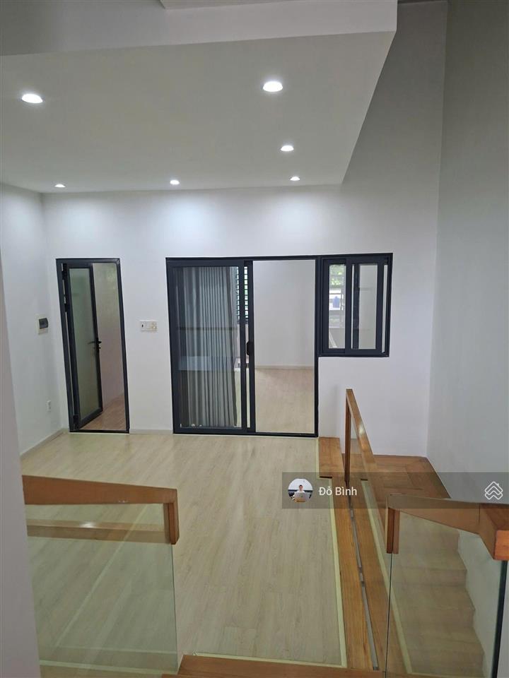 Cho thuê nhà 2 tầng đường trung lương 15  sân ô tô  khu mát mẻ  an ninh