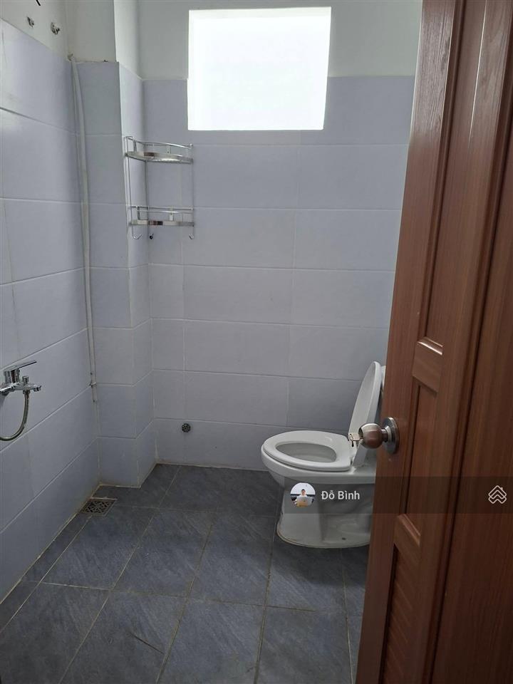 Quá rẻ  cho thuê nhà 3 tầng đường hàn thuyên  5 phòng  văn phòng ok