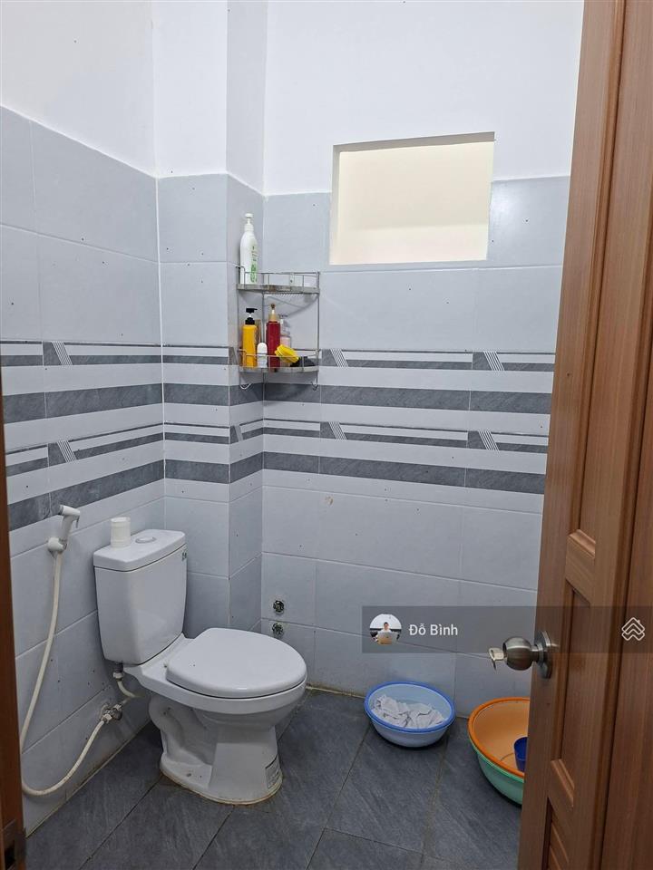 Quá rẻ  cho thuê nhà 3 tầng đường hàn thuyên  5 phòng  văn phòng ok