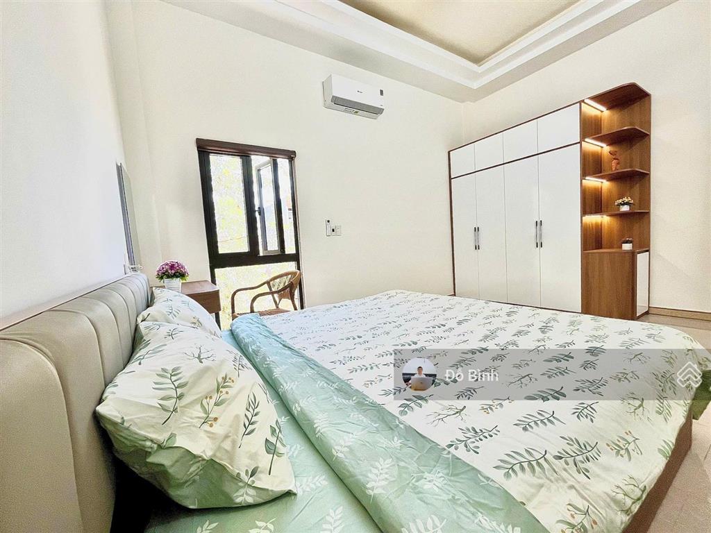 Cho thuê nhà 3 tầng phạm hữu nhật  4 phòng  4wc  view công viên  kề biển