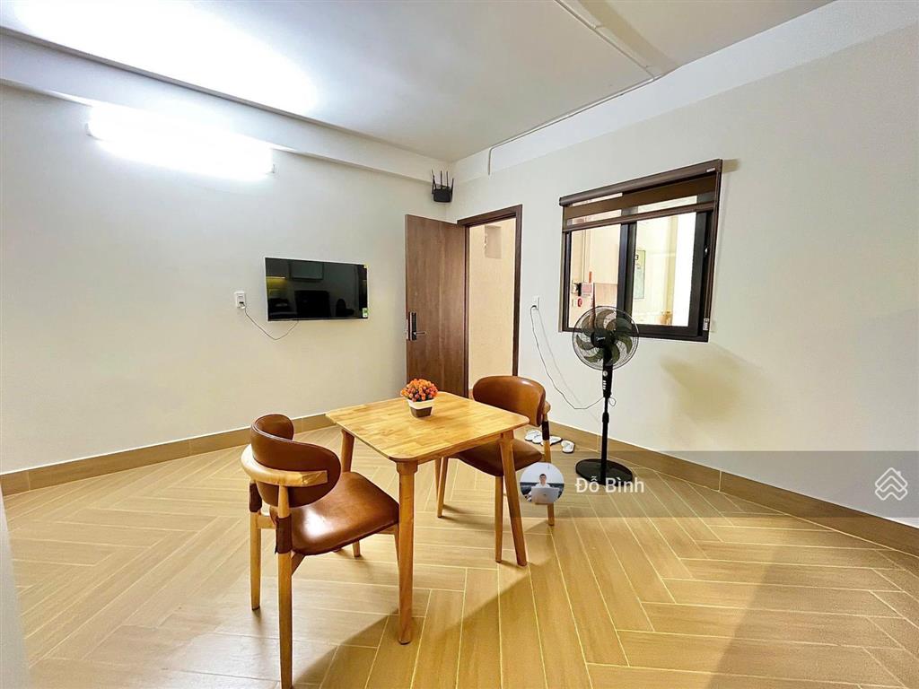 Cho thuê nhà 3 tầng phạm hữu nhật  4 phòng  4wc  view công viên  kề biển
