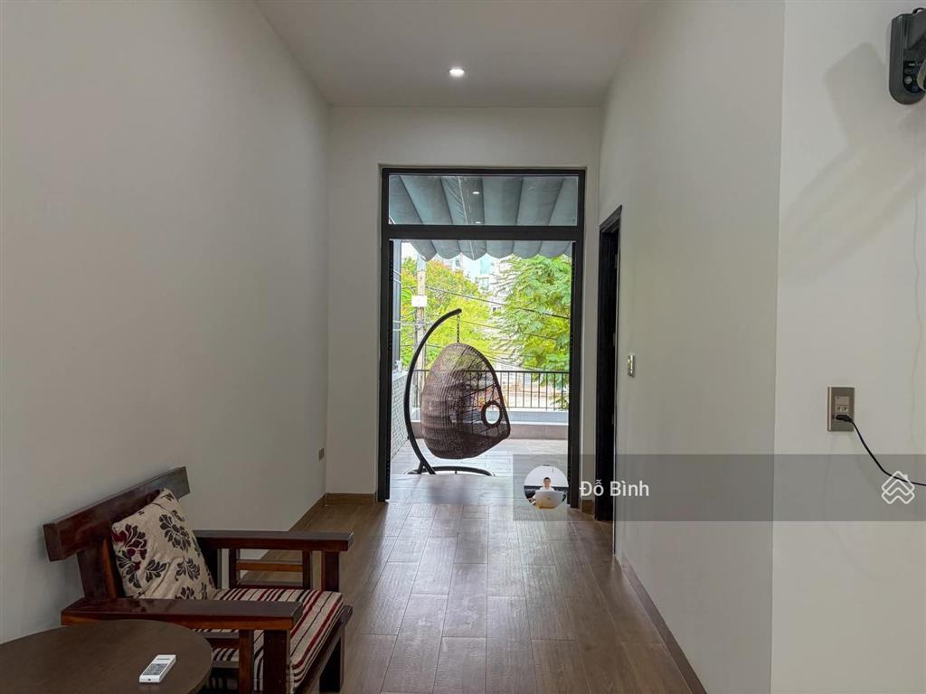 Cho thuê nhà 2 tầng mới xây đường đa mặn 3  đối diện công viên  đủ nội thất
