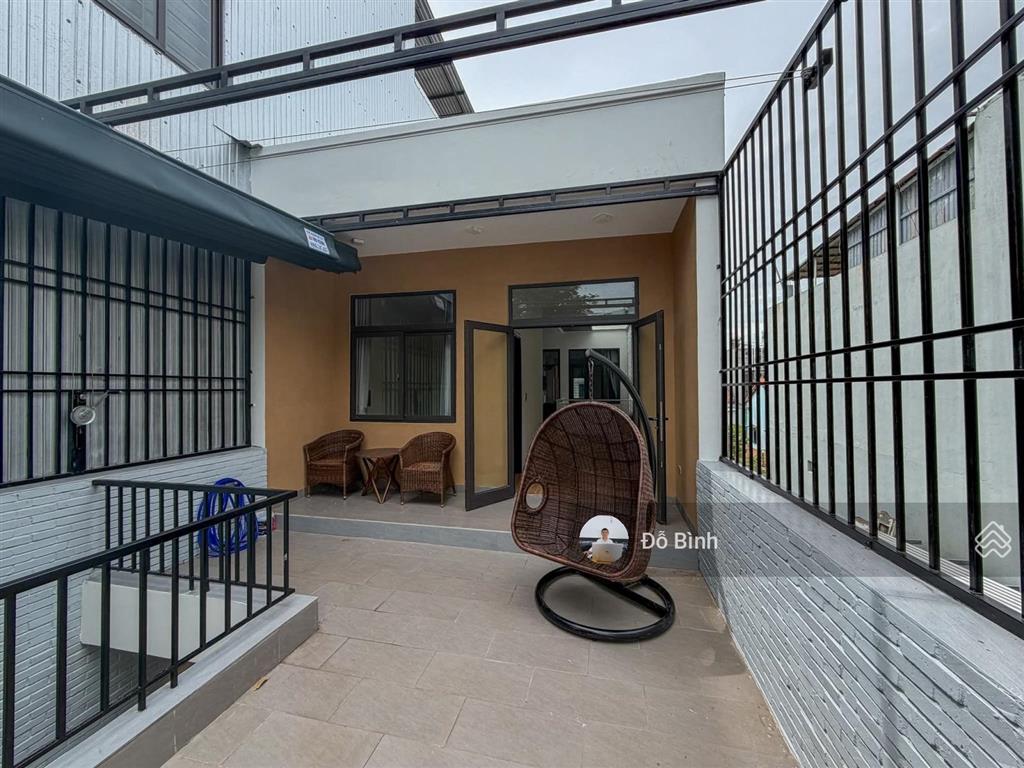 Cho thuê nhà 2 tầng mới xây đường đa mặn 3  đối diện công viên  đủ nội thất