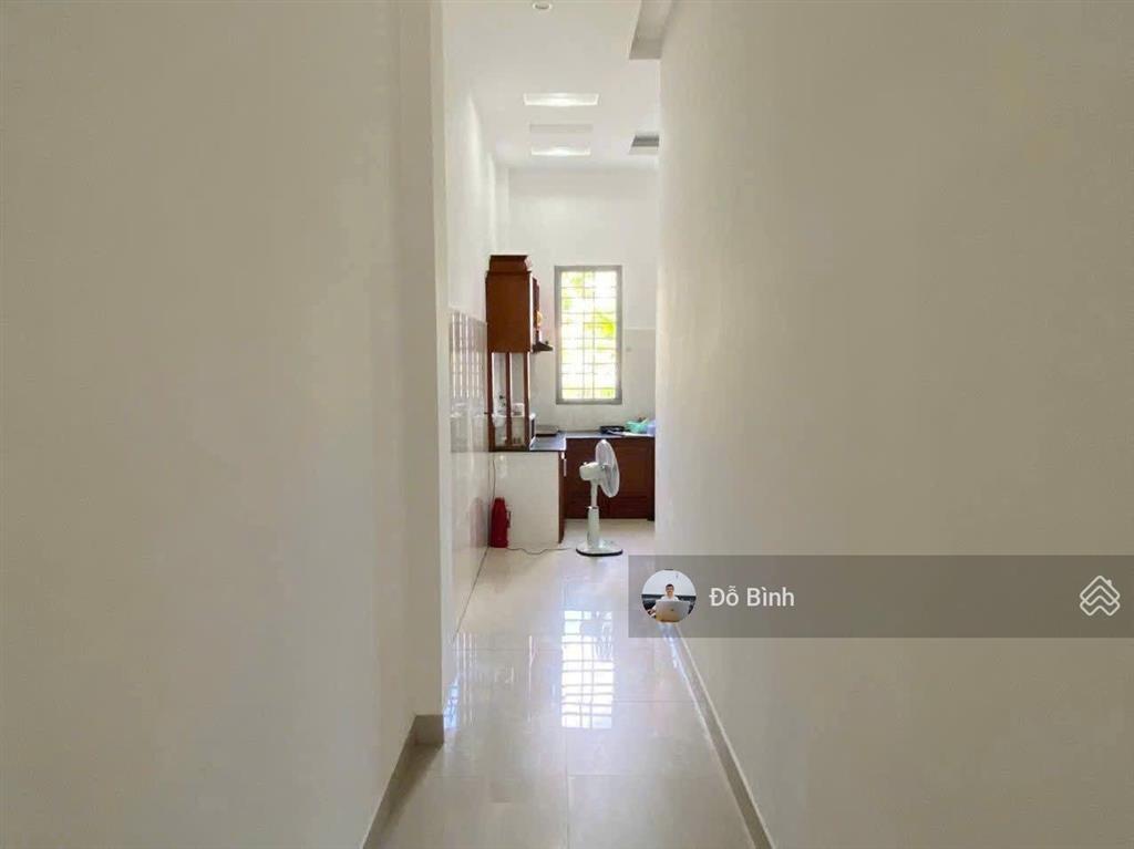 Cho thuê nhà 3 tầng đường dương tôn hải  5 phòng  6 wc  đủ nội thất