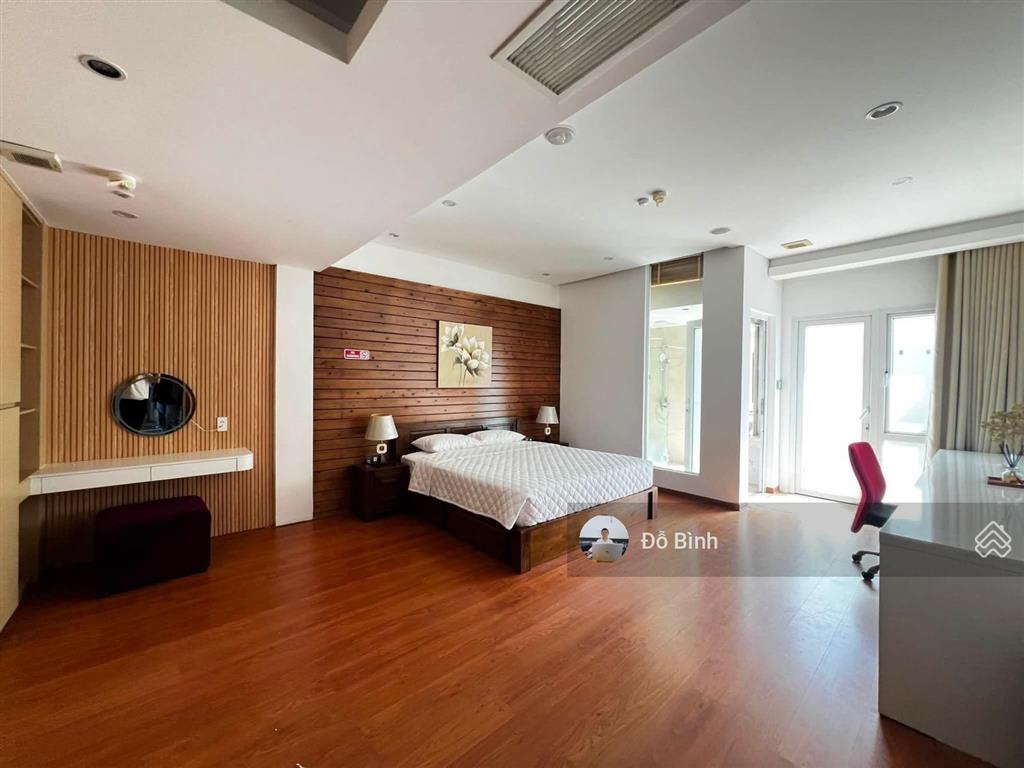 Cho thuê biệt thự hồ bơi đặng đoàn bằng  5 phòng  6wc  kề biển