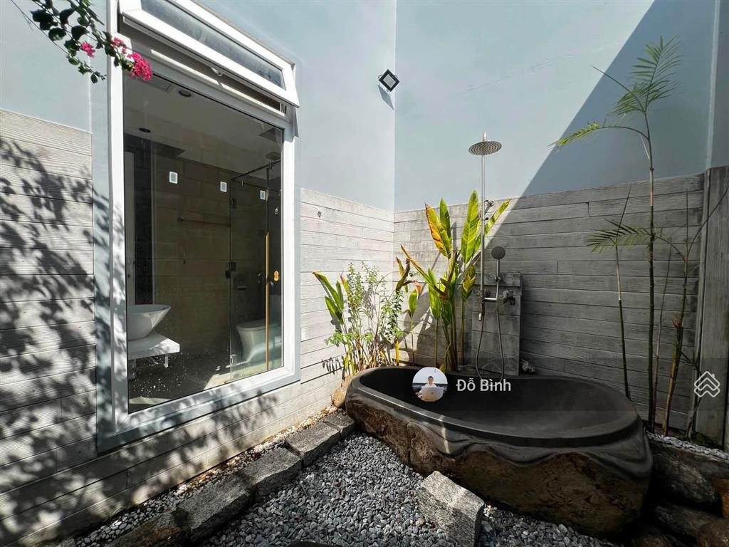 Cho thuê biệt thự hồ bơi  đường đặng đoàn bằng  5 phòng  6 wc  đủ nội thất cao cấp