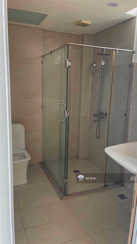 Cho thuê biệt thự hồ bơi  đường đặng đoàn bằng  5 phòng  6 wc  đủ nội thất cao cấp