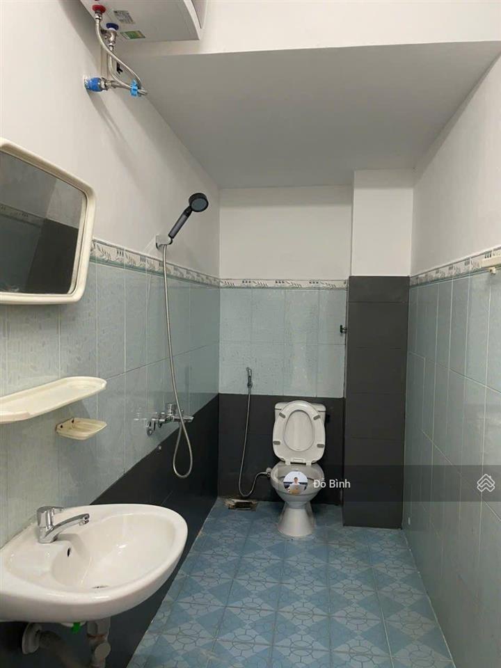 Cho thuê nhà 2 tầng đường nguyễn xí  4 phòng  đủ nội thất