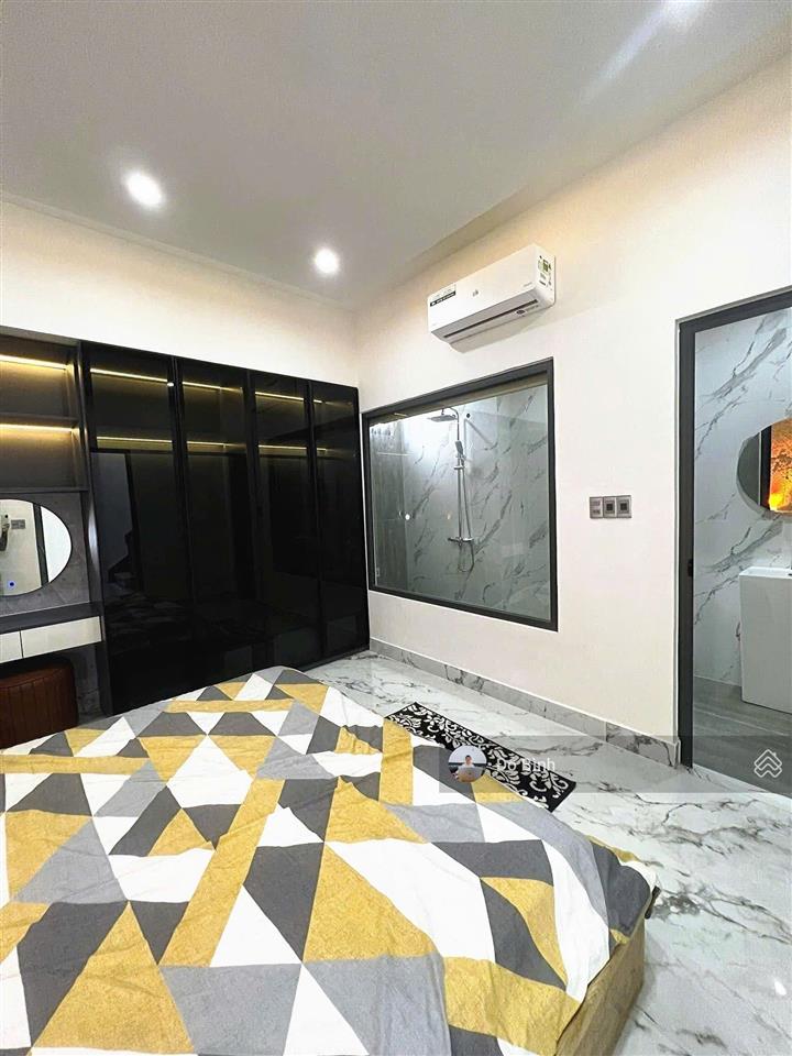 Cho thuê nhà 3 tầng rất đẹp đường hòa minh 21  đầy đủ nội thất