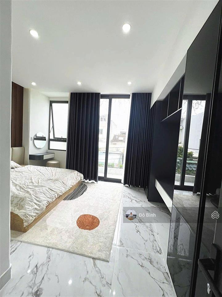Cho thuê nhà 3 tầng rất đẹp đường hòa minh 21  đầy đủ nội thất