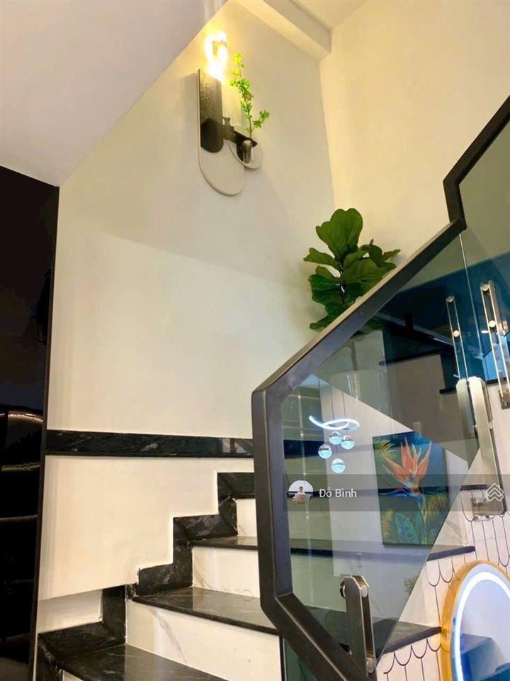 Cho thuê nhà 4 tầng huy cận  5 phòng  đủ nội thất cao cấp
