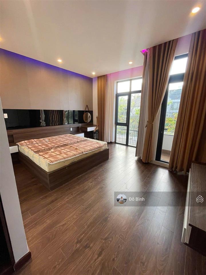 Cho thuê nhà 4 tầng trương quang được  5 phòng  đầy đủ nội thất