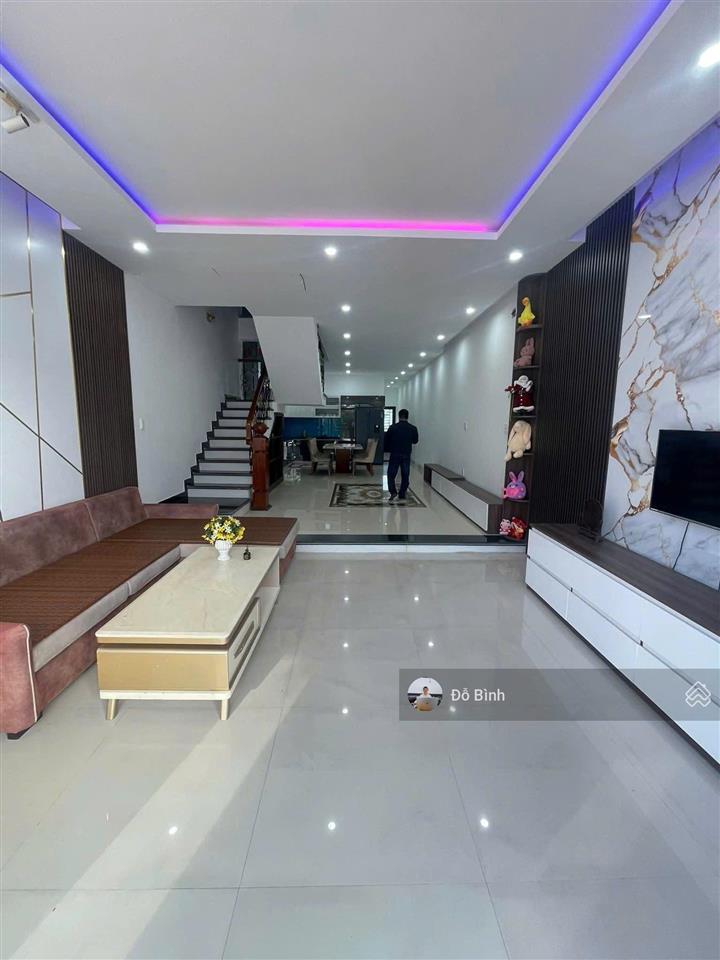 Cho thuê nhà 4 tầng trương quang được  5 phòng  đầy đủ nội thất