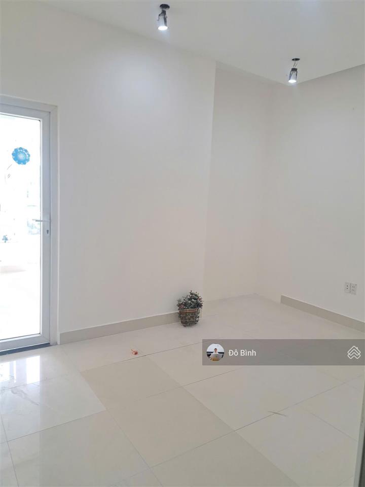 Cho thuê nhà 3 tầng đường tố hữu  4 phòng  4wc
