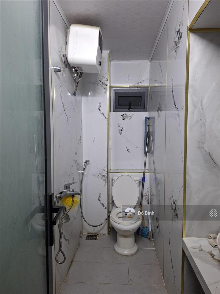 Cho thuê nhà 3 tầng mặt tiền ngô quyền  5 phòng  đủ nội thất