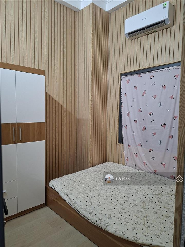 Cho thuê nhà 3 tầng mặt tiền ngô quyền  5 phòng  đủ nội thất