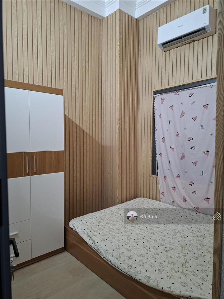 Cho thuê nhà 3 tầng mặt tiền ngô quyền  5 phòng  đủ nội thất