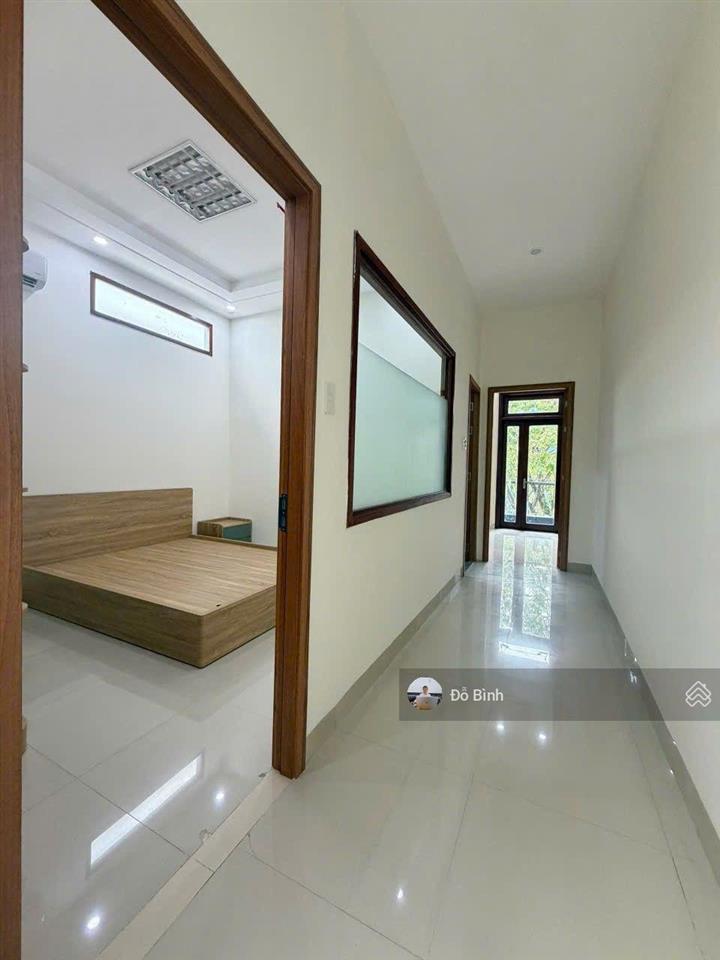 Cho thuê nhà 3 tầng trần thánh tông  5 phòng  đủ nội thất