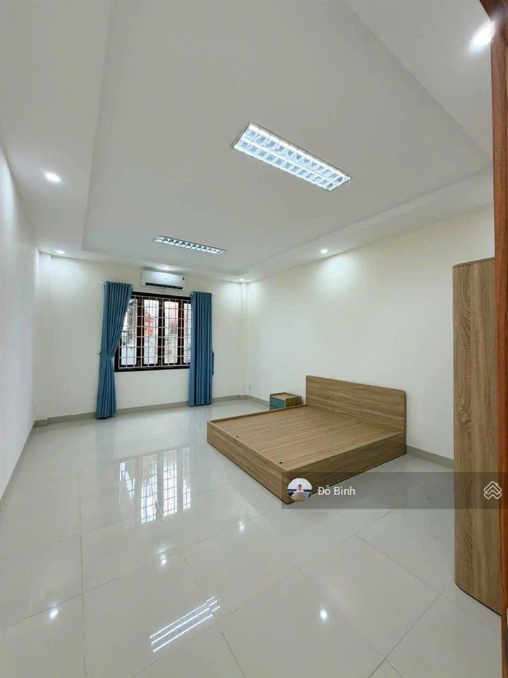 Cho thuê nhà 3 tầng trần thánh tông  5 phòng  đủ nội thất