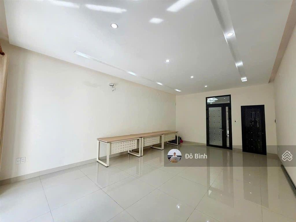 Cho thuê nhà 3 tầng nguyễn phước lan  5 phòng  6wc