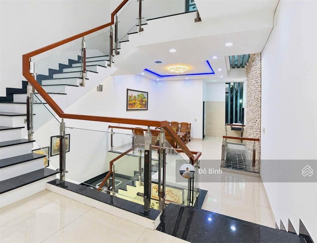 Cho thuê nhà 3 tầng bùi trang chước  3 phòng ngủ  3wc  đủ nội thất