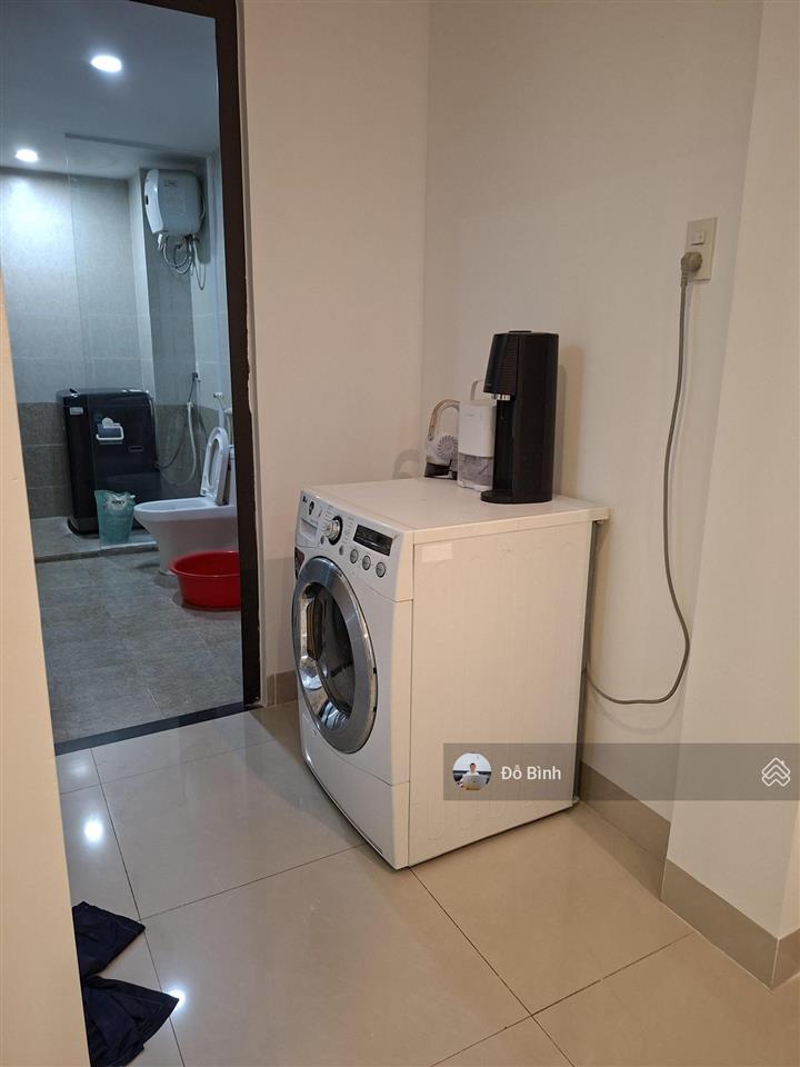 Cho thuê nhà 2 tầng đường nguyễn xiển  3 phòng ngủ  3wc  kề biển  đủ nội thất