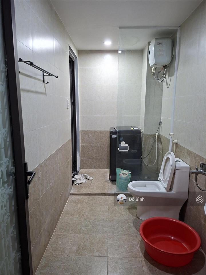 Cho thuê nhà 2 tầng đường nguyễn xiển  3 phòng ngủ  3wc  kề biển  đủ nội thất