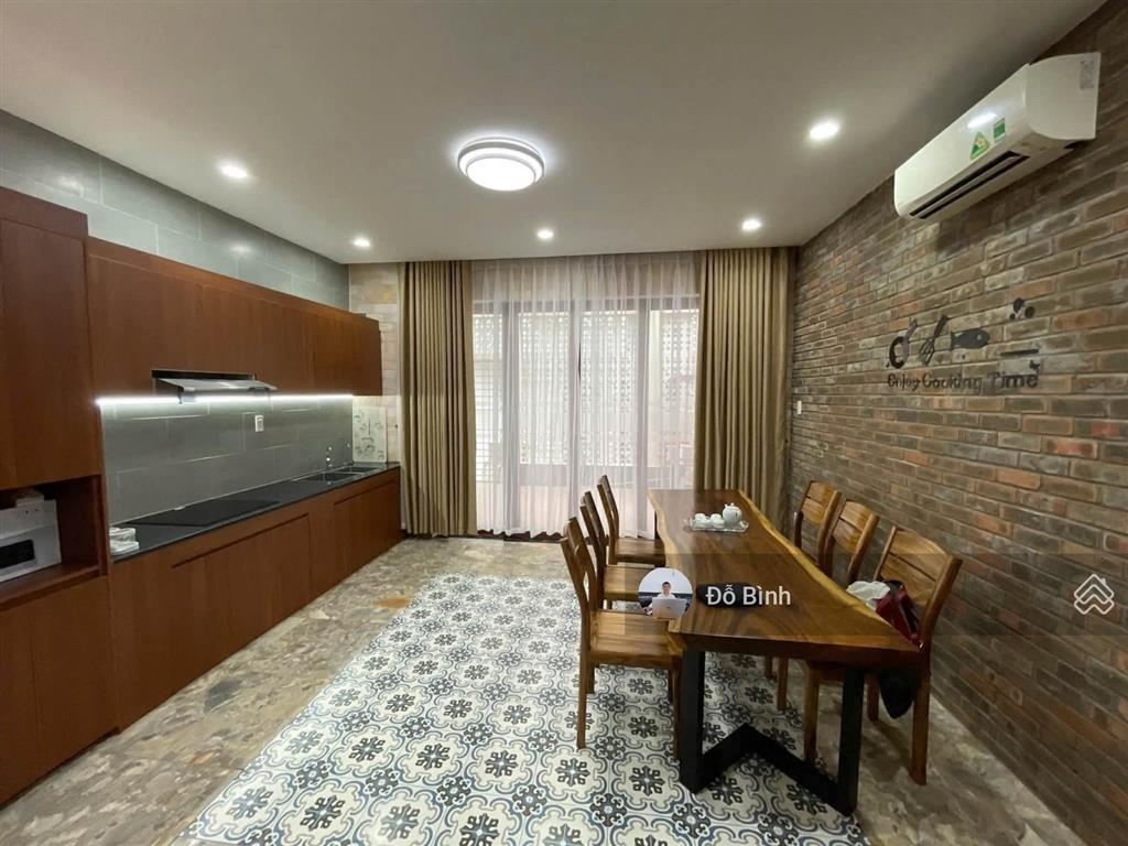 Cho thuê nhà 3 tầng sân vườn  đường nguyễn tạo  3 phòng ngủ  4wc  đủ nội thất