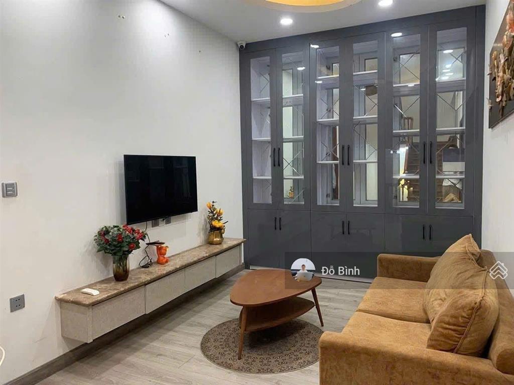 Cho thuê nhà biệt thự  đường trần can  4 phòng ngủ  4wc  đủ nội thất