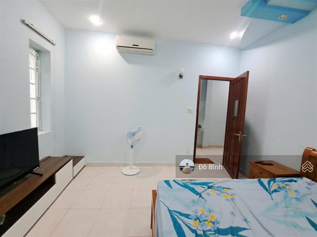 Cho thuê nhà 2 tầng đường lưu quý kỳ  2 phòng  2wc  12tr/th