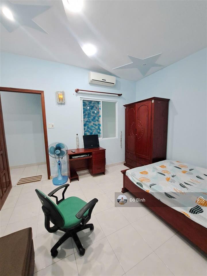 Cho thuê nhà 2 tầng đường lưu quý kỳ  2 phòng  2wc  12tr/th