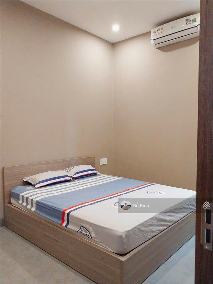 Cho thuê nhà 2 tầng shophouse  khu đô thị fpt  4 phòng ngủ  4wc