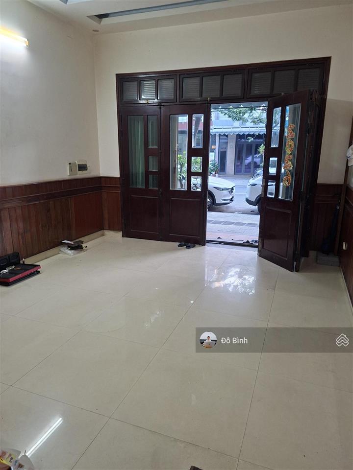 Cho thuê nhà 3 tầng ngô tất tố  gần phan đăng lưu  5 phòng