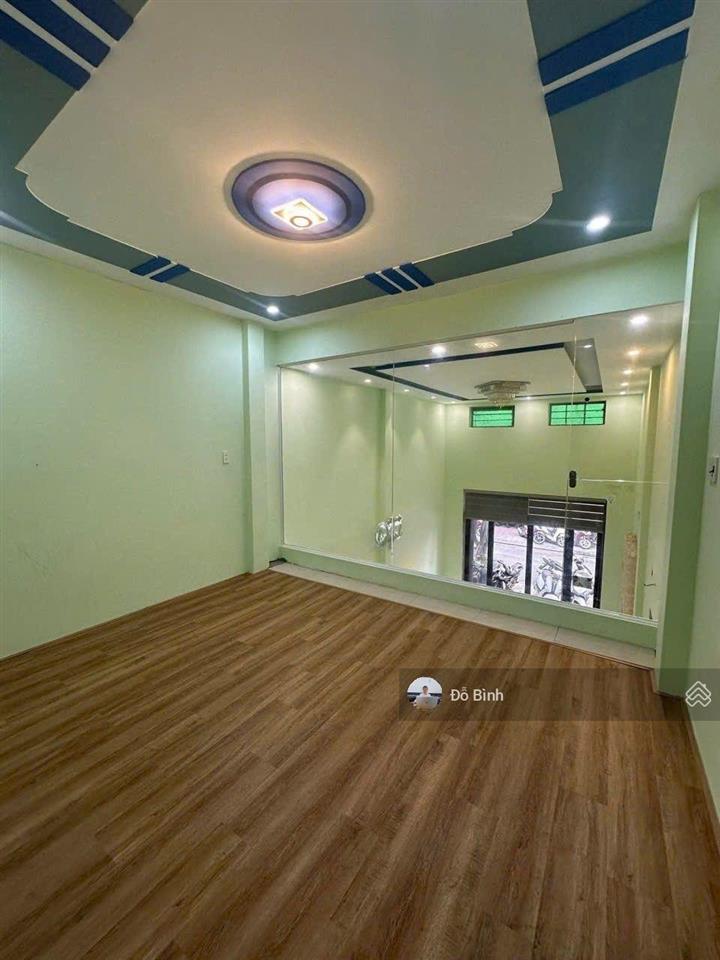 Cho thuê nhà đường lê thị hồng gấm  kề phan đăng lưu