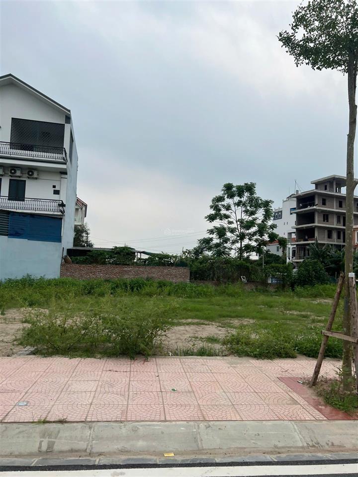 Bán đất tại đường 379, nghĩa trụ, 5 tỷ, 100m2, mặt tiền 6m, pháp lý đầy đủ