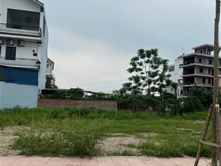 Bán đất tại đường 379, nghĩa trụ, 5 tỷ, 100m2, mặt tiền 6m, pháp lý đầy đủ