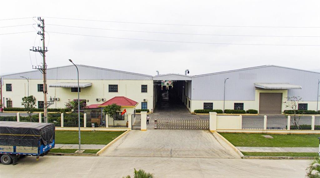 Cho thuê kho 1.500m² mặt tiền quốc lộ 14b giá chỉ 45k/m2/th
