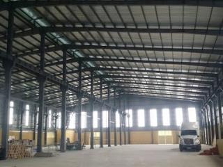 Cho thuê kho 1.800m2 cạnh ql1a, đà nẵng chỉ 50k/m2/th